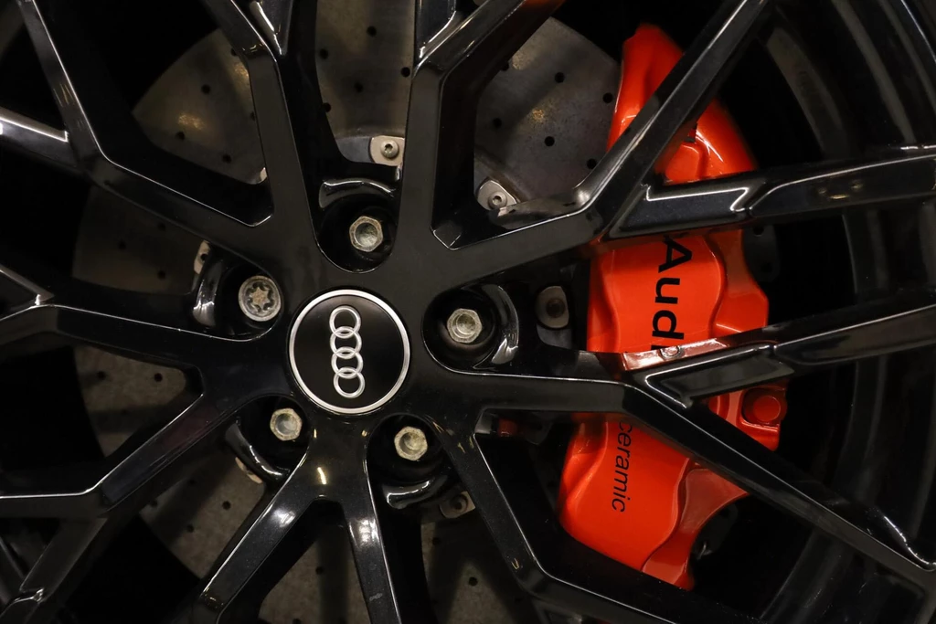 Audi R8 – foto 14