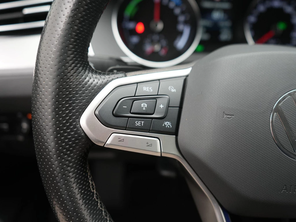 Volkswagen Passat – foto 15