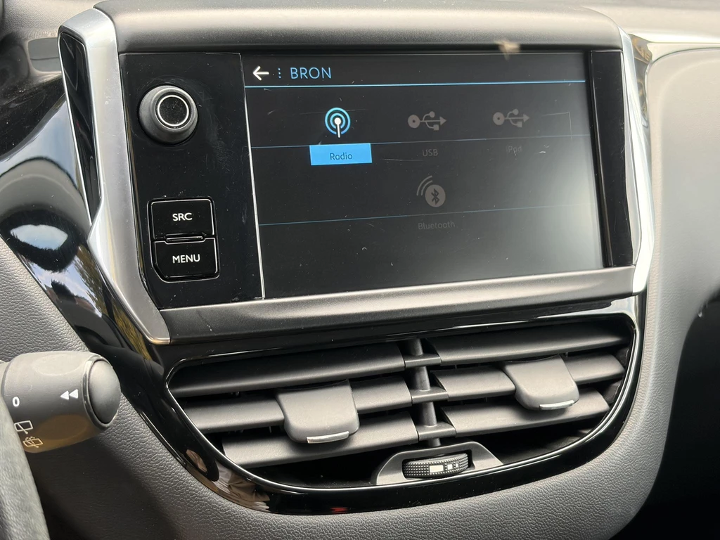 Peugeot 208 – foto 17
