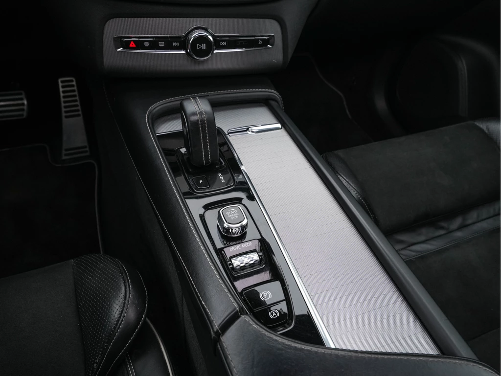 Volvo XC90 – foto 14