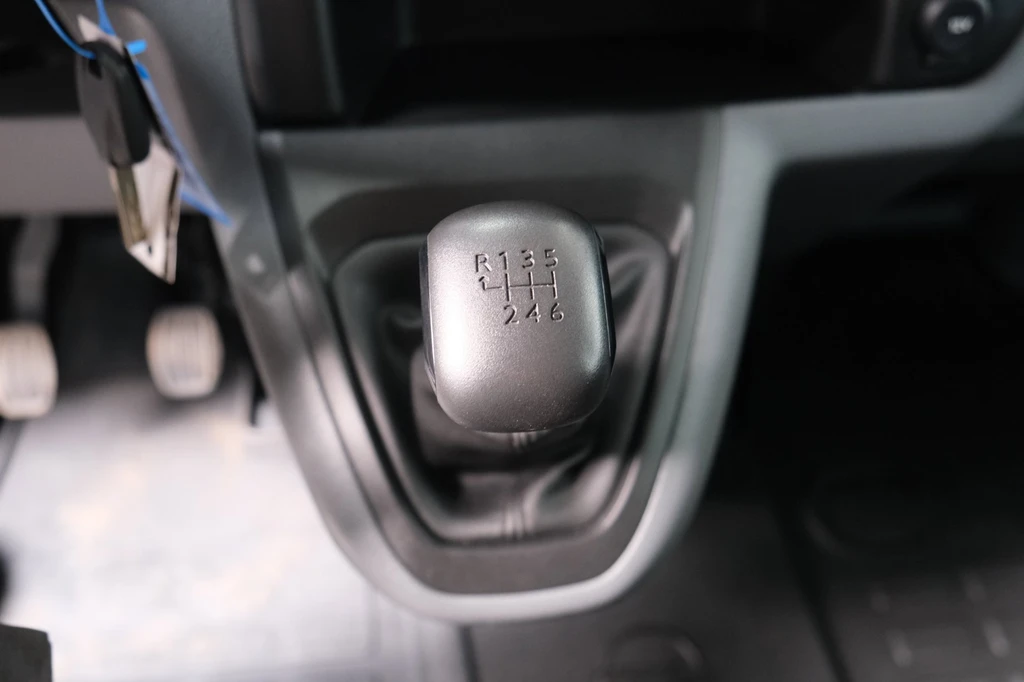 Opel Vivaro – foto 26
