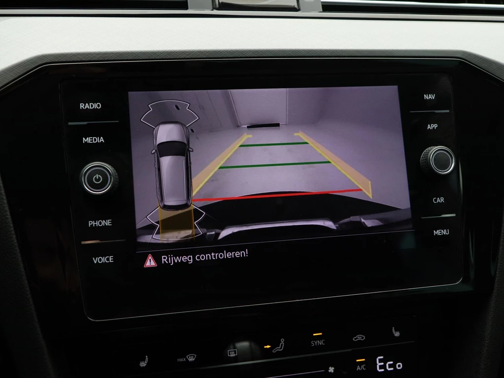 Volkswagen Passat – foto 29