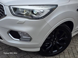 Ford Kuga – thumbnail 23