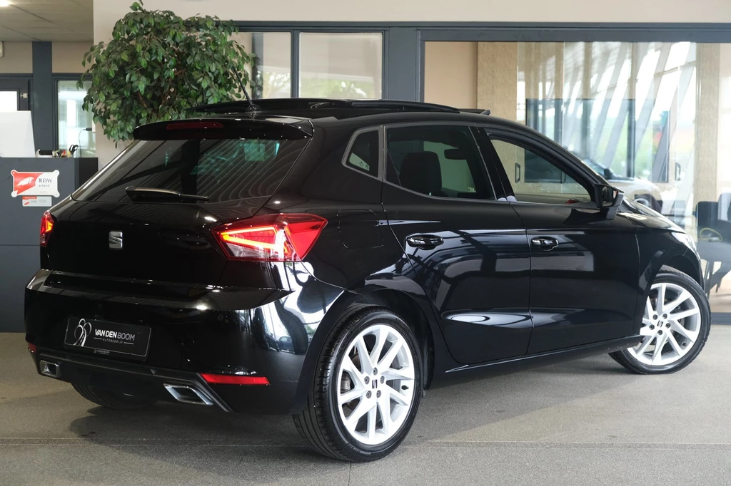 SEAT Ibiza – foto 5