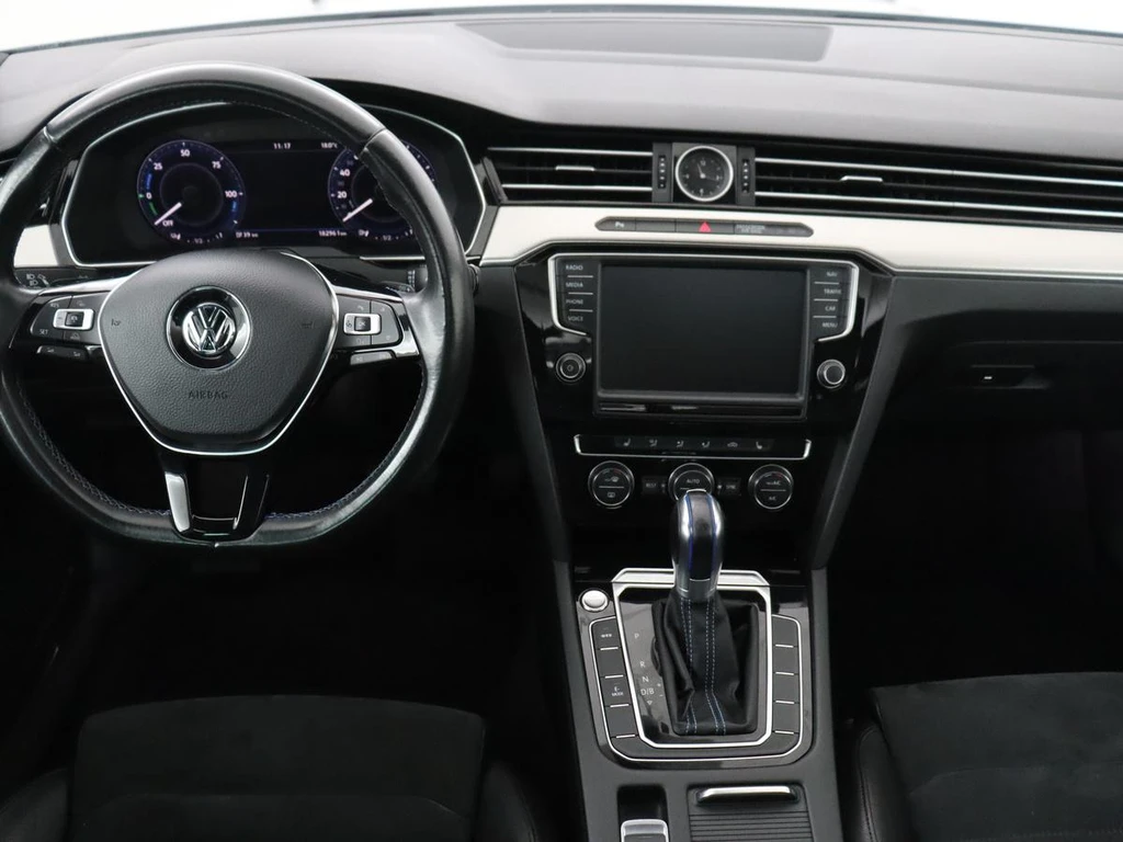 Volkswagen Passat – foto 10