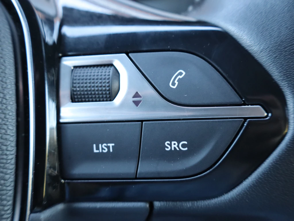 Peugeot 208 – foto 14