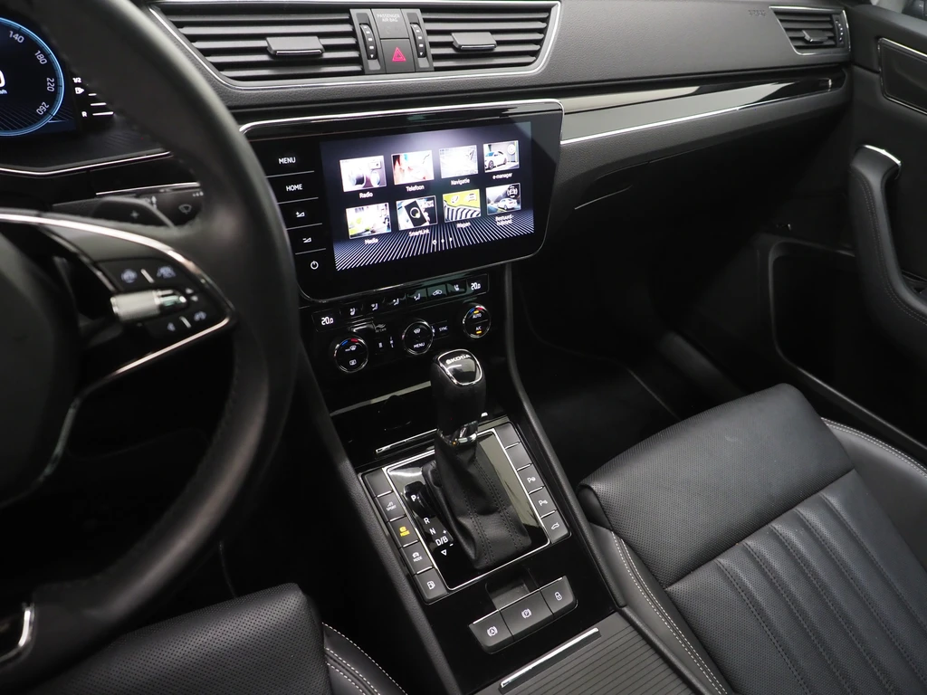 Škoda Superb – foto 38
