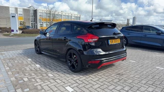 Ford Focus – thumbnail 2