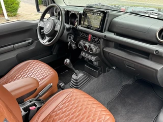 Suzuki Jimny – thumbnail 30