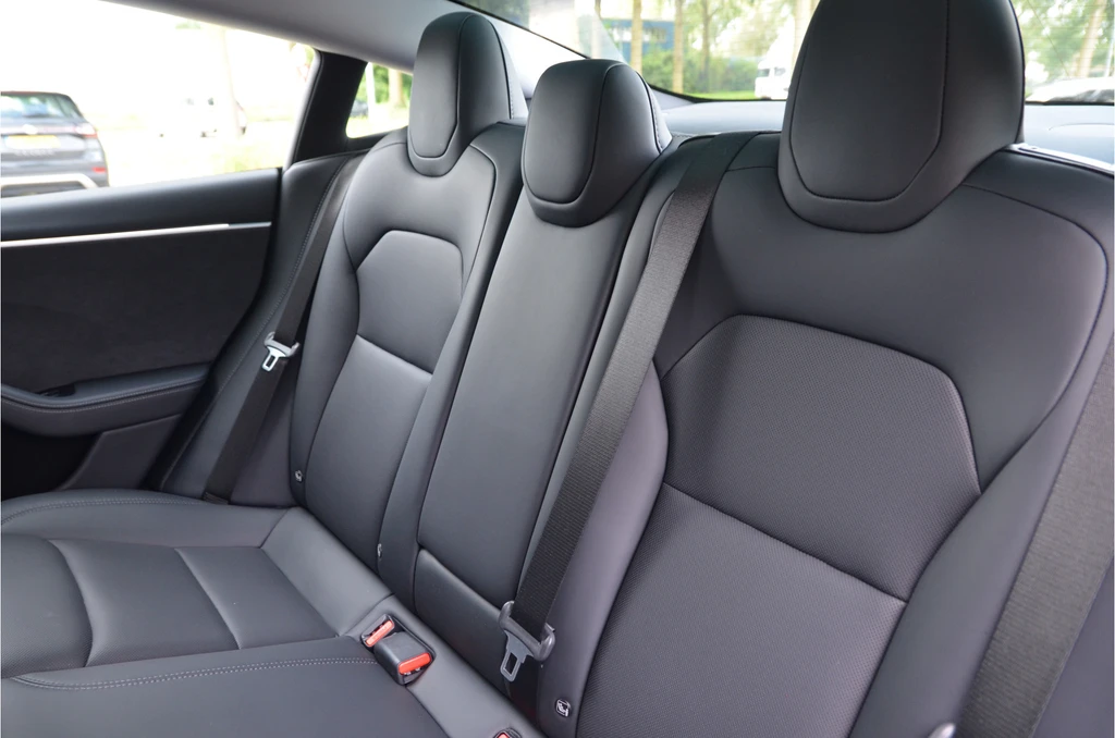 Tesla Model 3 – foto 15