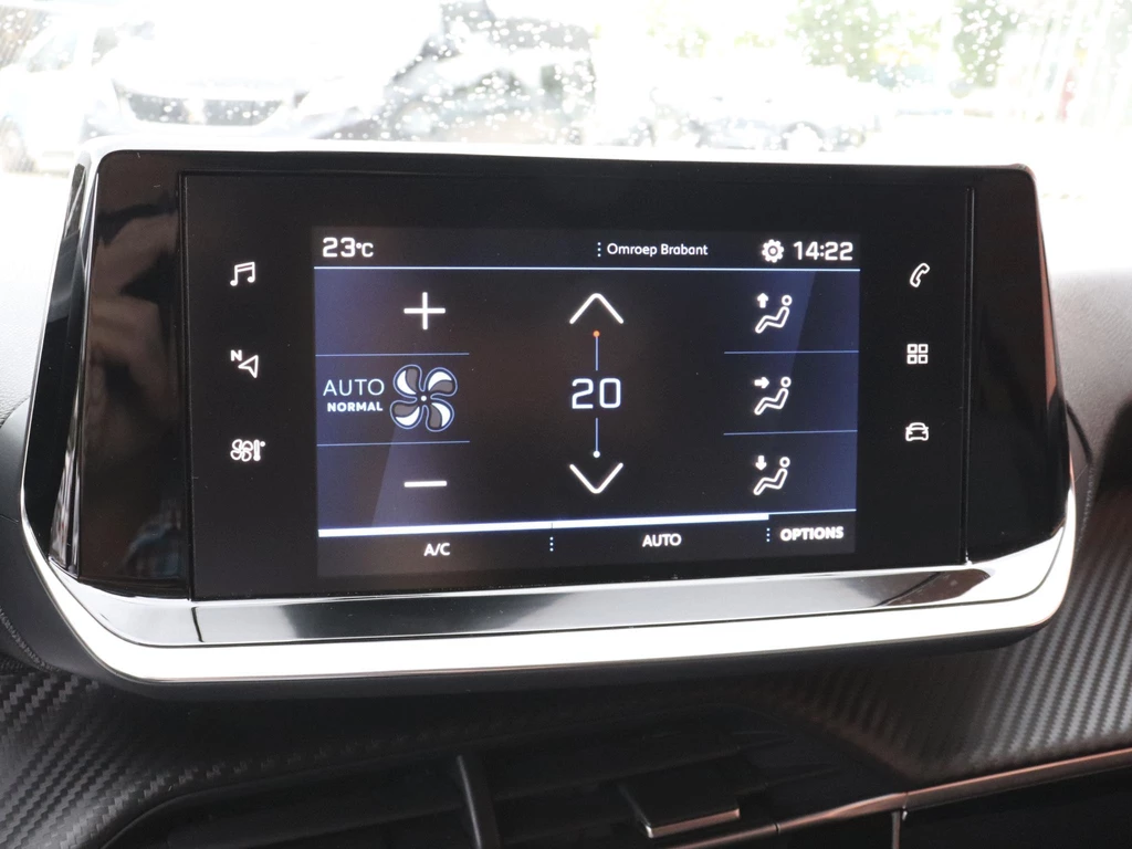 Peugeot 208 – foto 31