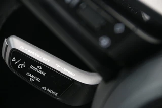Porsche Taycan – thumbnail 19