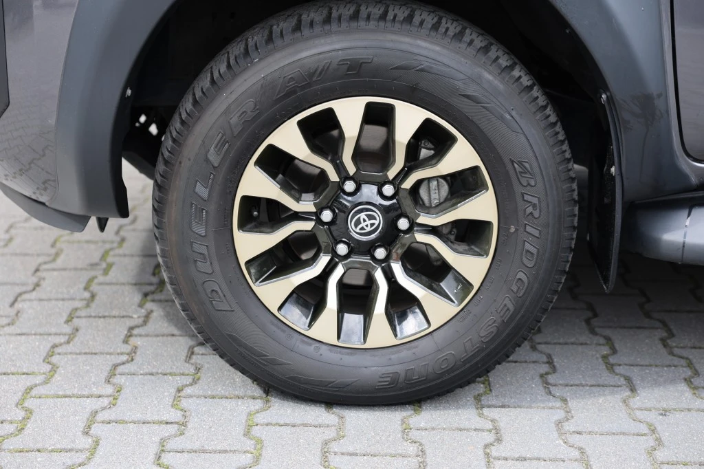 Toyota Hilux – foto 7