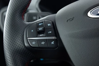Ford Kuga – thumbnail 18