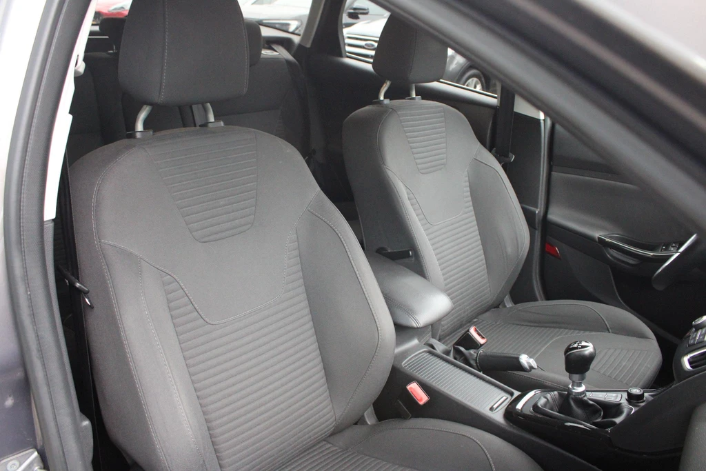Ford Focus – foto 12