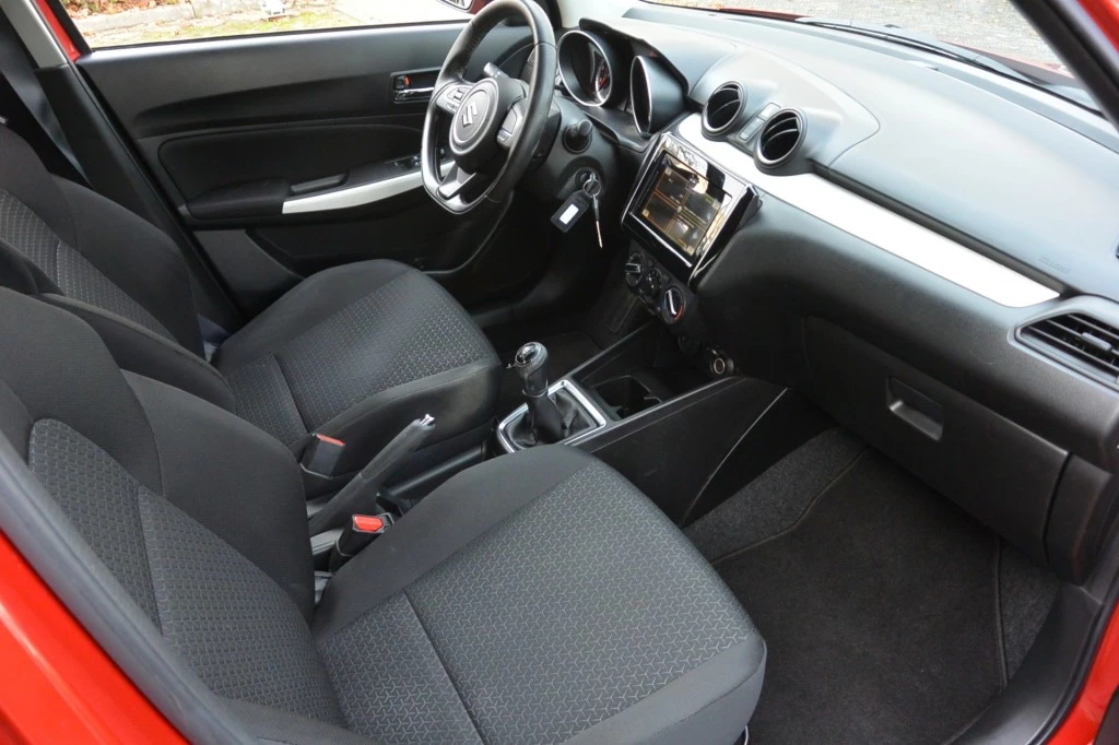 Suzuki Swift – foto 22