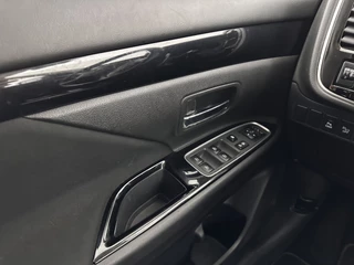 Mitsubishi Outlander – thumbnail 22