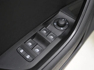 Škoda Superb – thumbnail 19