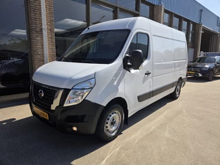 Nissan Interstar – thumbnail 1