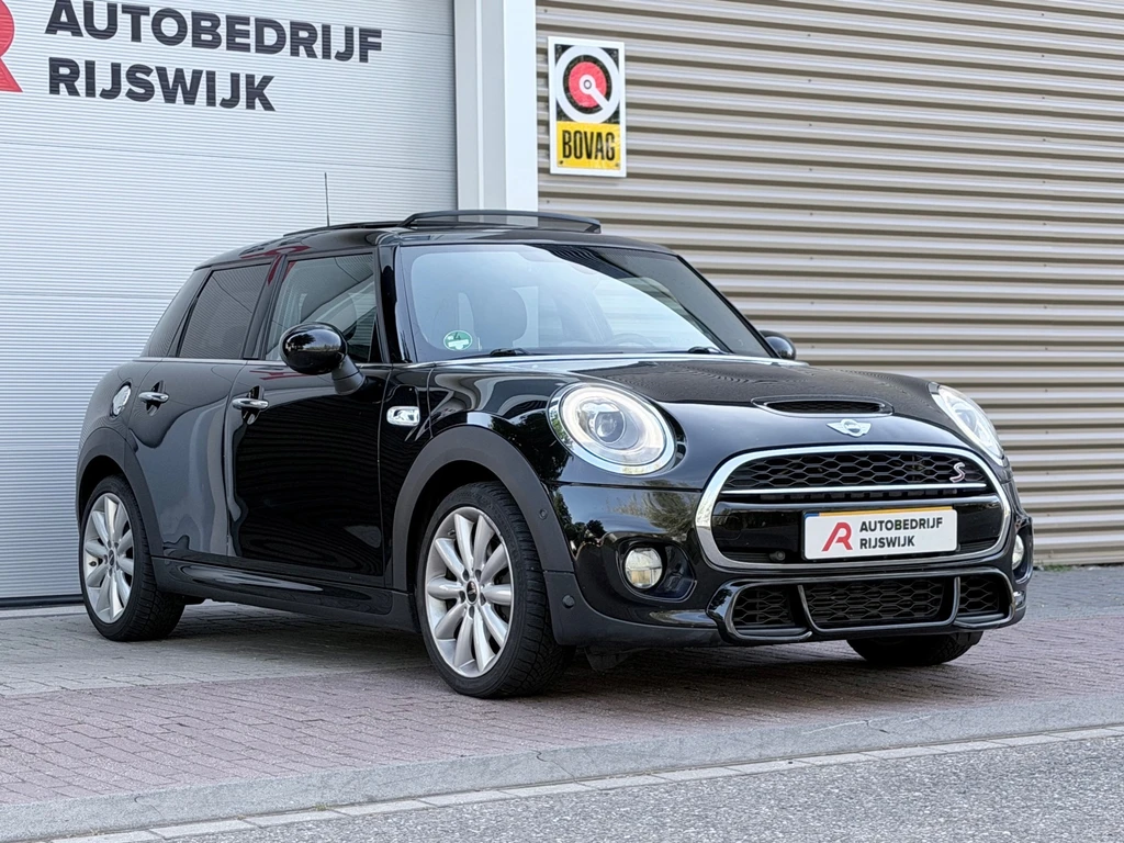 MINI 5-deurs – foto 9