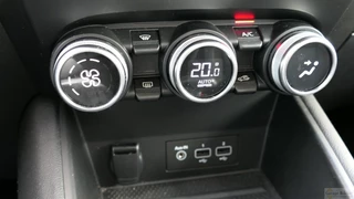 Renault Captur – thumbnail 14