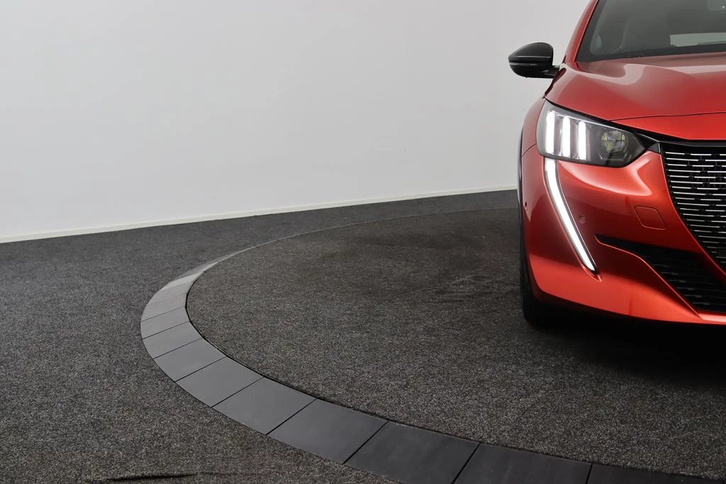 Peugeot 208 – foto 10
