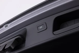 Jaguar E-PACE – thumbnail 46