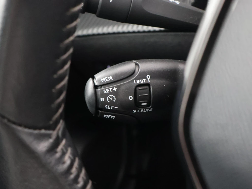Peugeot e-2008 – foto 28