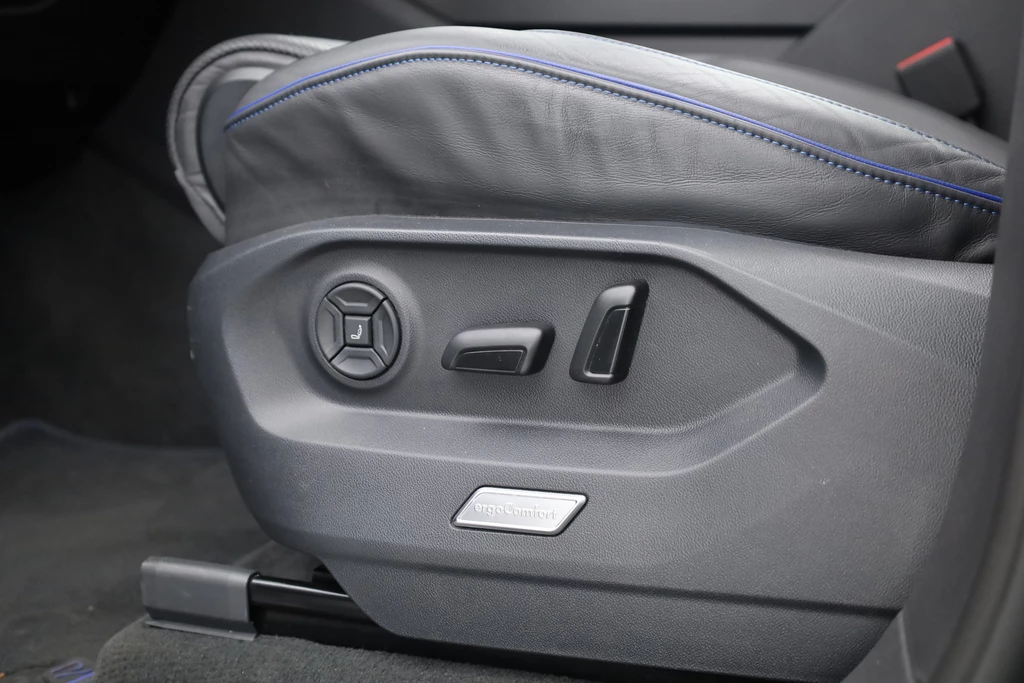 Volkswagen Touareg – foto 18