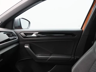 Volkswagen T-Roc – thumbnail 37