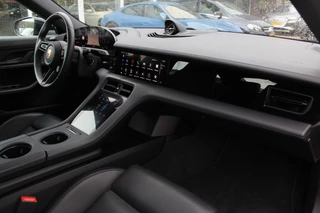 Porsche Taycan – thumbnail 16