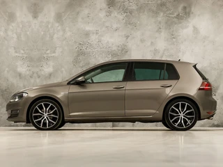 Volkswagen Golf – thumbnail 3