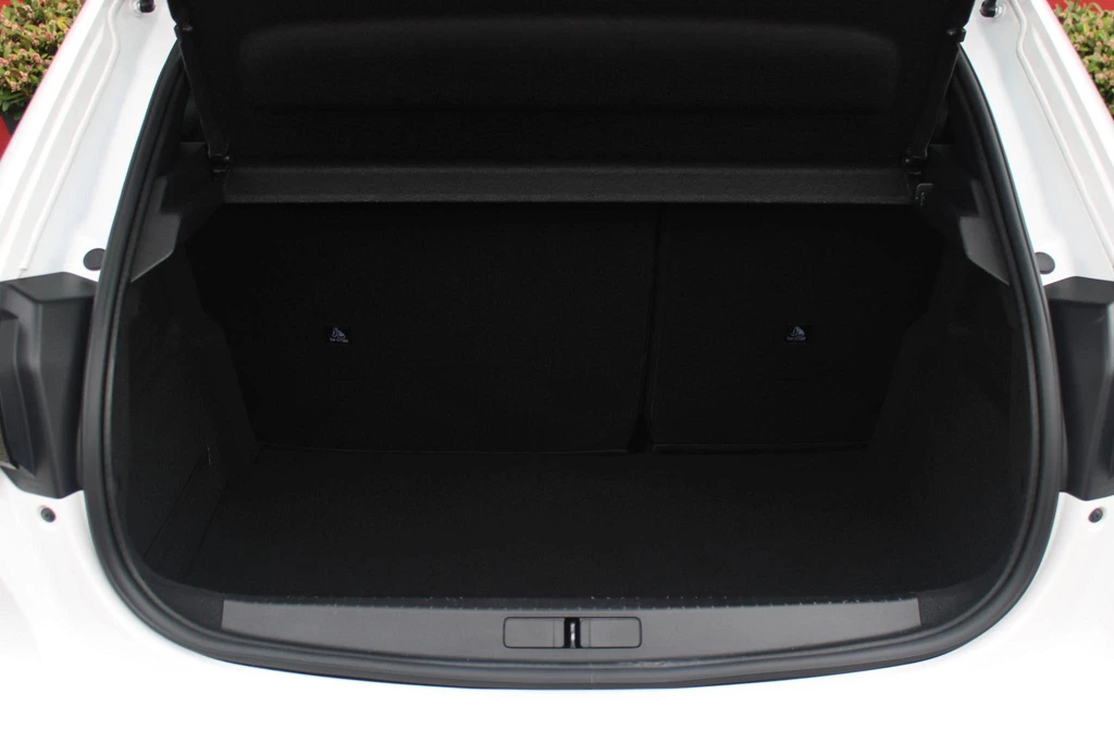 Peugeot 208 – foto 15
