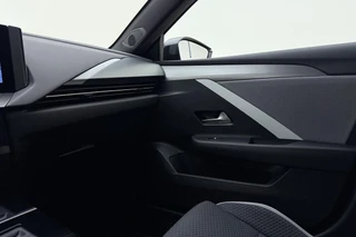 Opel Astra – thumbnail 33