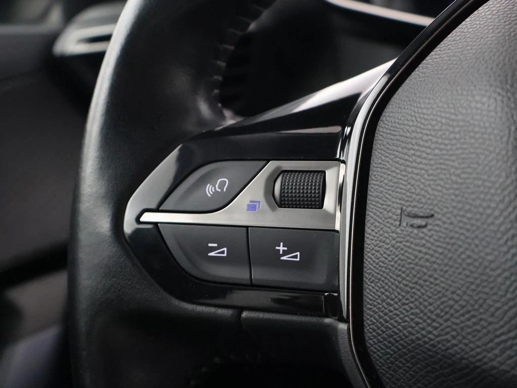 Peugeot e-2008 – foto 30