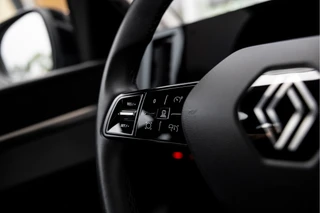 Renault Megane E-Tech – thumbnail 32