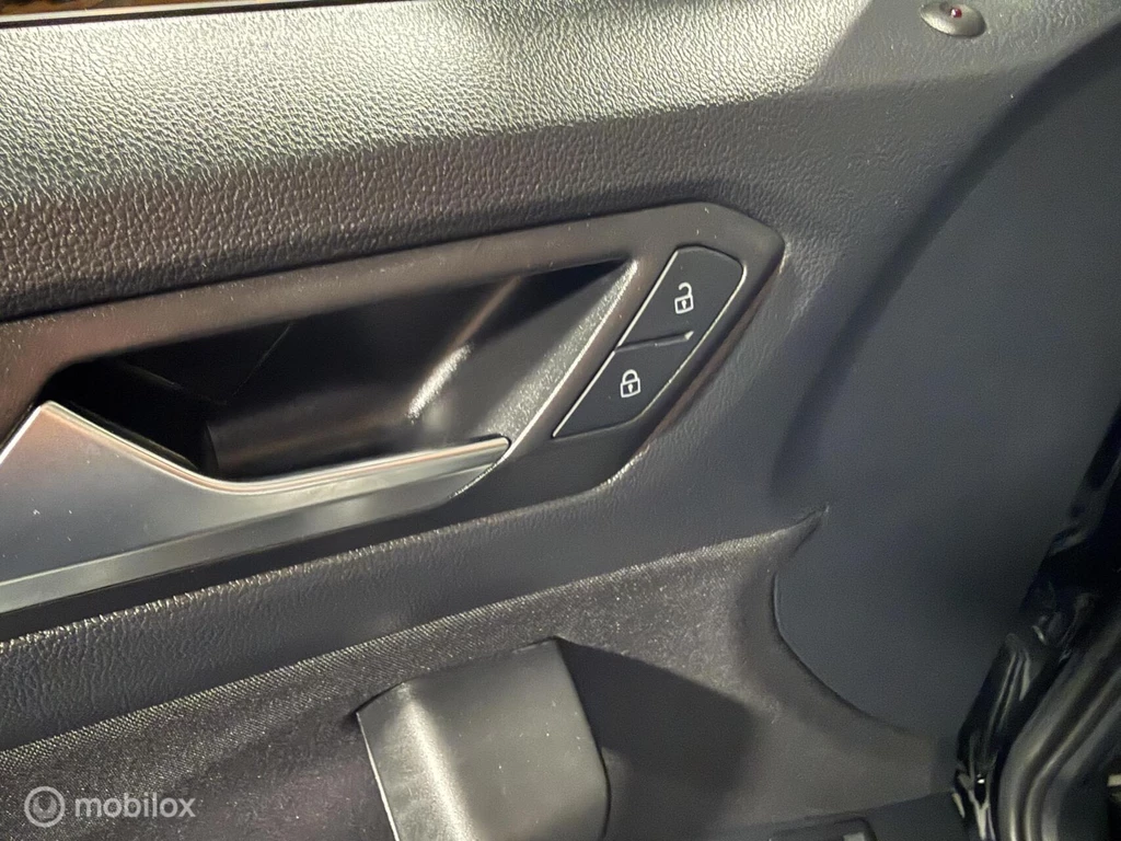 Volkswagen T-Roc – foto 29