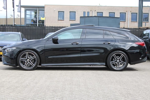Mercedes-Benz CLA Shooting Brake 200 AUT7 AMG LINE NIGHT PANORAMADAK SFEER CARPLAY KEY-LESS GO MULTIBEAM