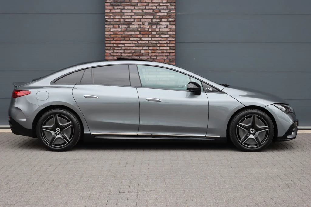 Mercedes-Benz EQE – foto 7