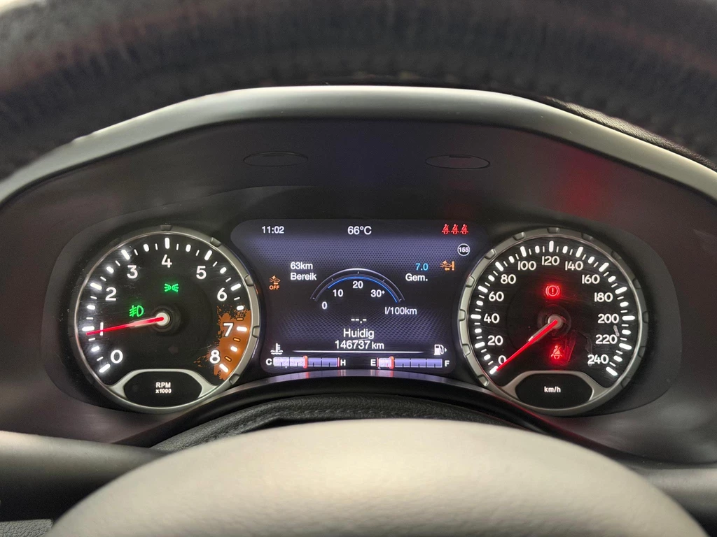 Jeep Renegade – foto 18