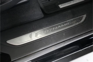 Land Rover Range Rover Velar – thumbnail 23