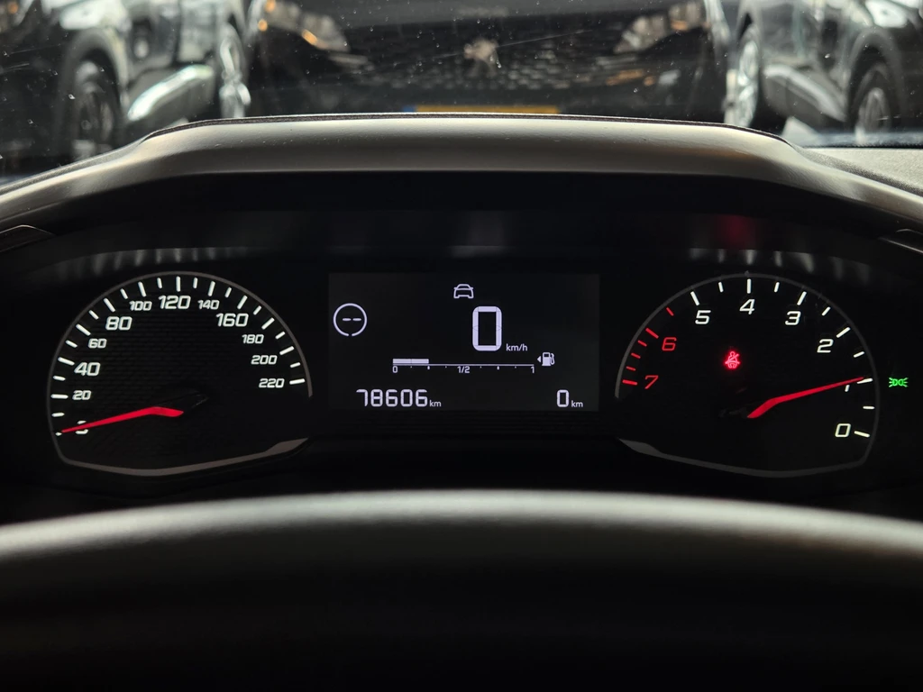 Peugeot 208 – foto 19
