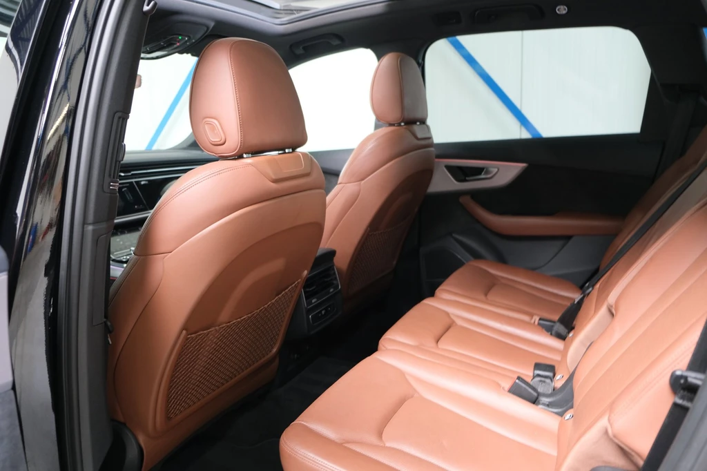 Audi Q7 – foto 14