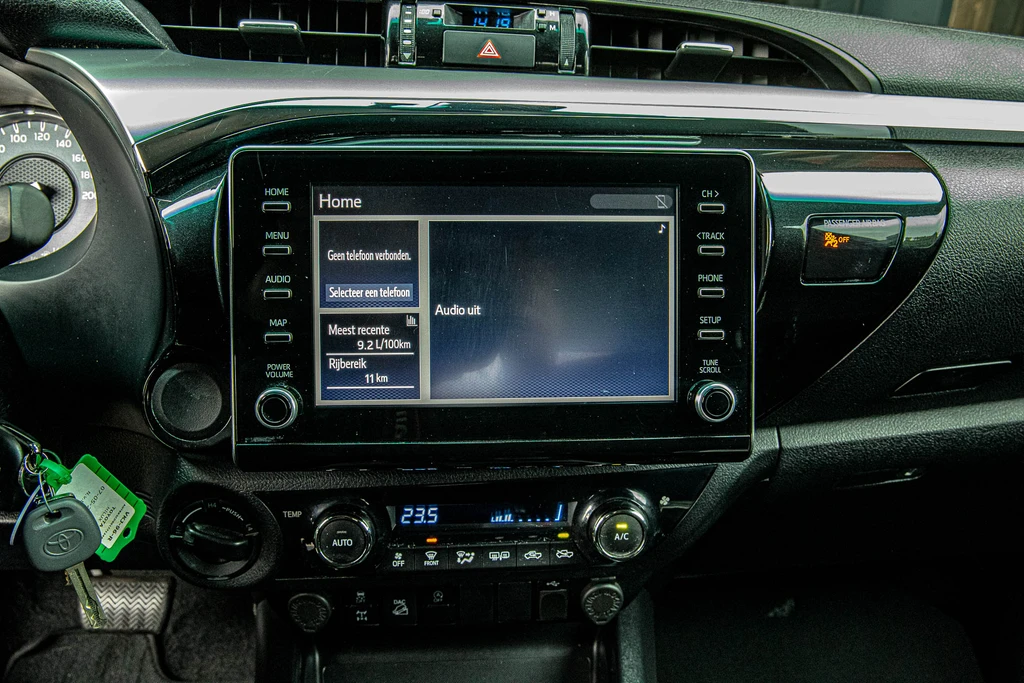 Toyota Hilux – foto 15