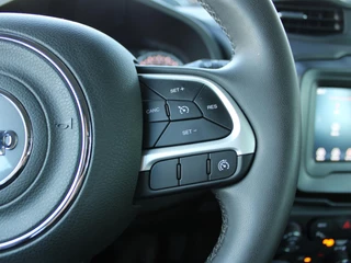 Jeep Renegade – thumbnail 19