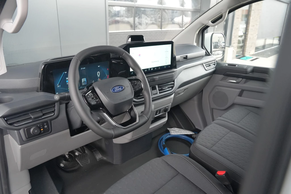 Ford E-Transit Custom – foto 15