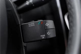 Renault Clio – thumbnail 25