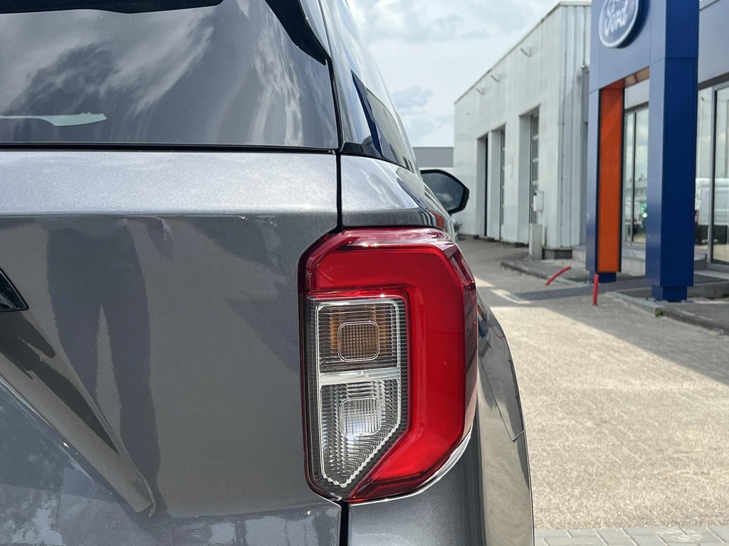 Ford Explorer – foto 12