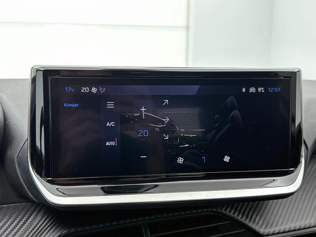 Peugeot 208 – foto 17