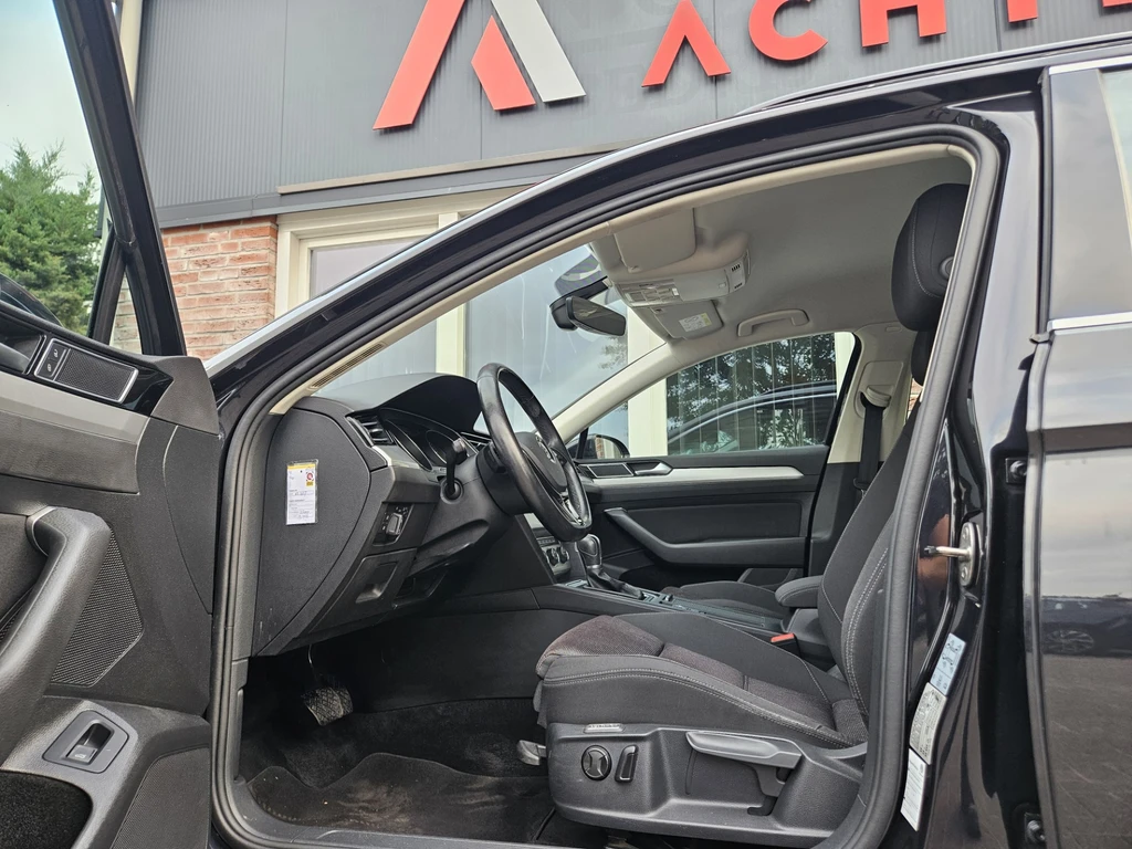 Volkswagen Passat – foto 13